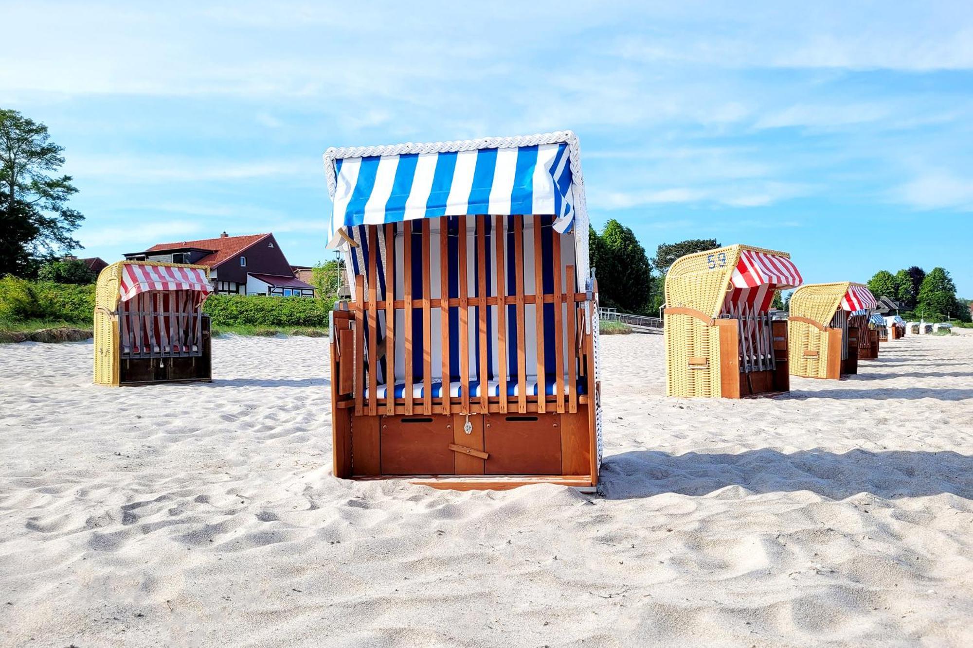 Gemuetliche & Moderne Ferienwohnung - Nur 7 Gehminuten Vom Strand Entfernt, Inklusive Parkplatz Und Gartenzugang Шарбойц Экстерьер фото
